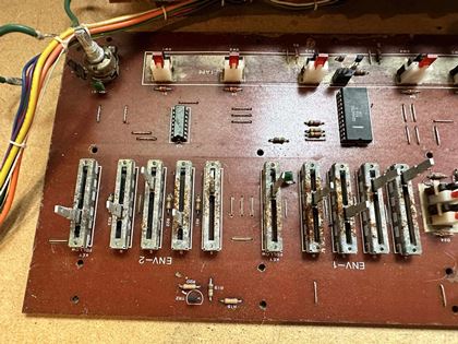 Roland-Jupiter 6 PCBs & parts